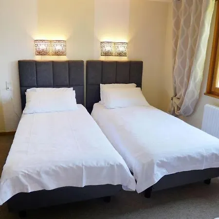 Villars-sur-ollon Sleeps 8 Wifi بيت للعطل *