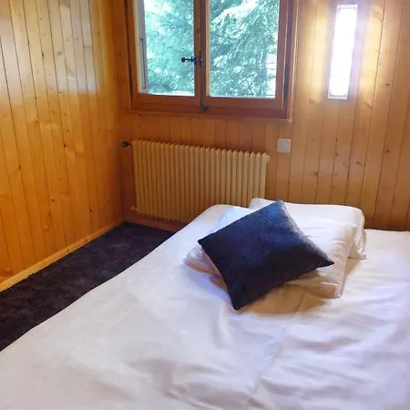 Villars-sur-ollon Sleeps 8 Wifi بيت للعطل فيلرز سور اولون