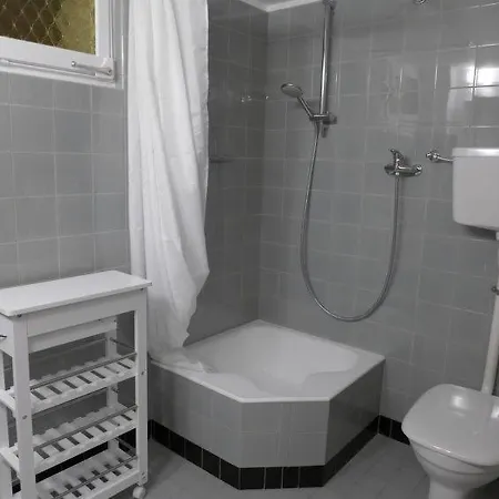 Villars-sur-ollon Sleeps 8 Wifi בית נופש וילארס-סור-אולון